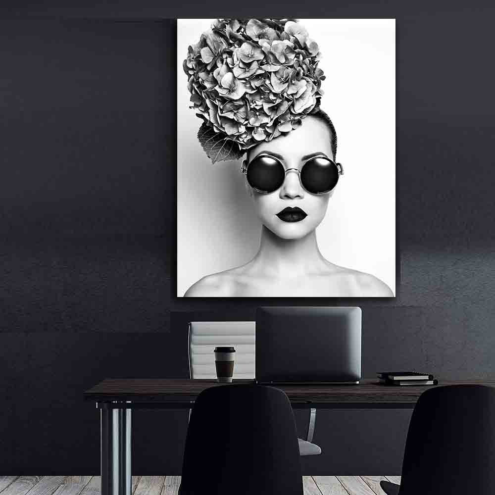Peinture sur toile - Fille avec des lunettes et une fleur sur la tête
